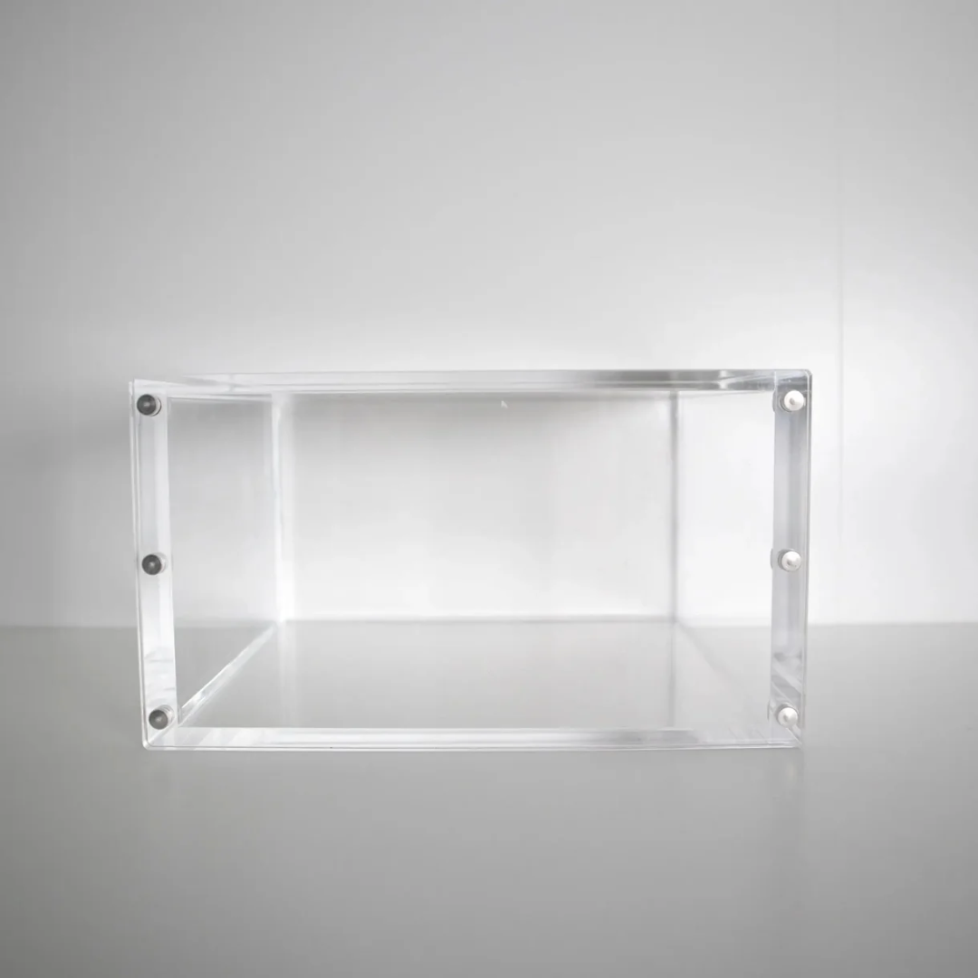 Horizontal view of acrylic display case for Pokémon Elite Trainer Box